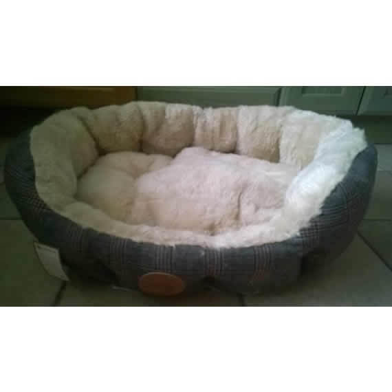 Country Pet Luxury Tweed Dog Bed